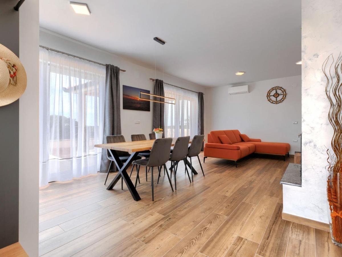 Holiday Home Villa Dora By Interhome พูลา ภายนอก รูปภาพ
