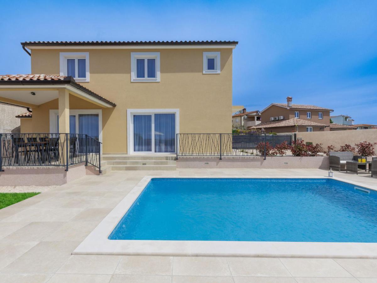 Holiday Home Villa Dora By Interhome พูลา ภายนอก รูปภาพ