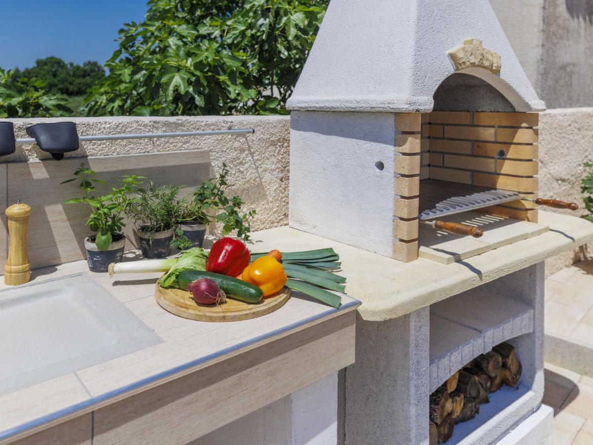 Holiday Home Villa Dora By Interhome พูลา ภายนอก รูปภาพ