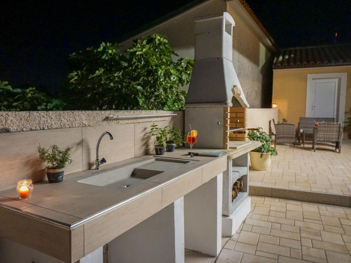 Holiday Home Villa Dora By Interhome พูลา ภายนอก รูปภาพ