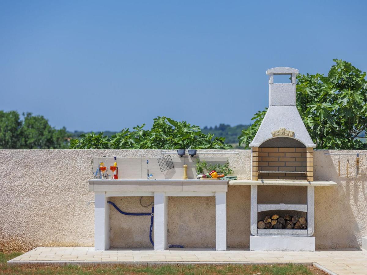 Holiday Home Villa Dora By Interhome พูลา ภายนอก รูปภาพ